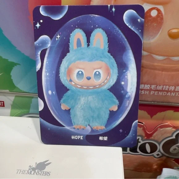 Pop Mart Big into Energy vinyl plush pendant - hope (blue) - Picture 2 of 8